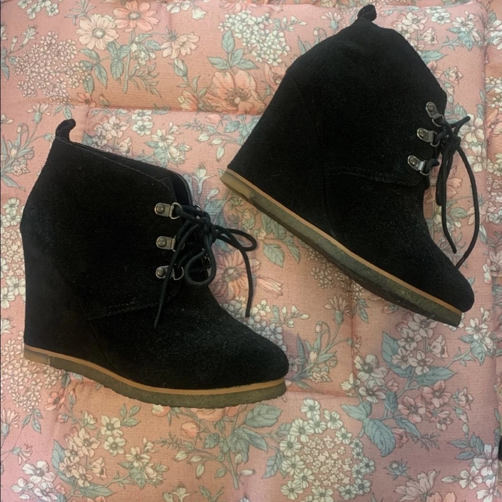 Steve Madden wedges